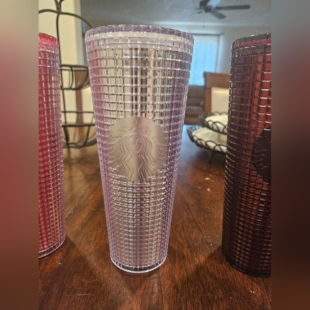 Tile pattern starbucks cups - Picture 3 of 6